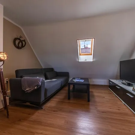 Hafenhaus Kapitaensdeck * Waren (Mueritz)